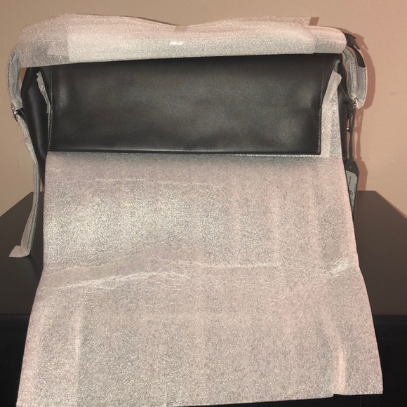 New AllSaints Maya Shoulder Bag - Picture 5 of 8